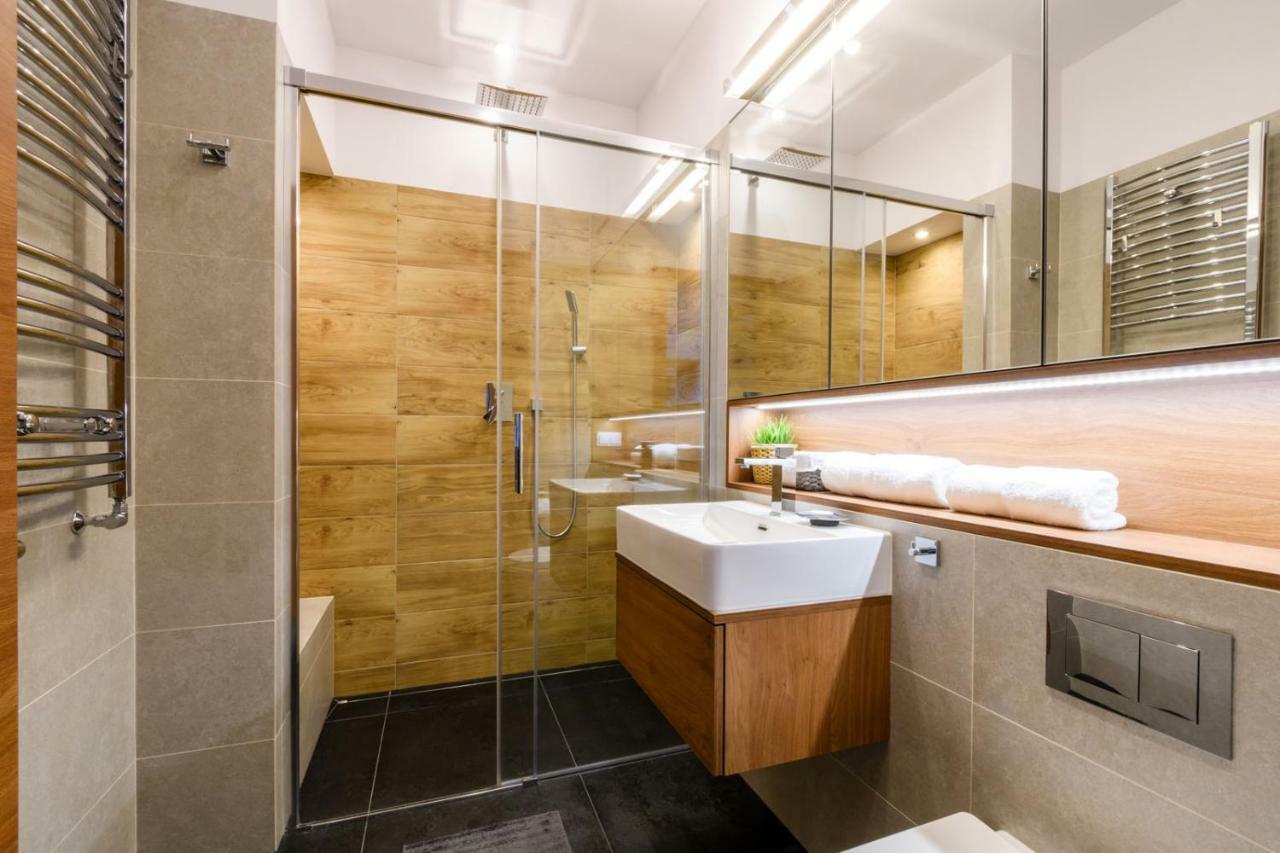 Cinema Apartment - Varšava Exteriér fotografie